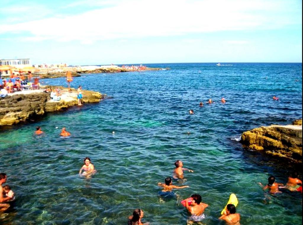 Palazzo Morola XIV Century Lejlighed Giovinazzo Eksteriør billede