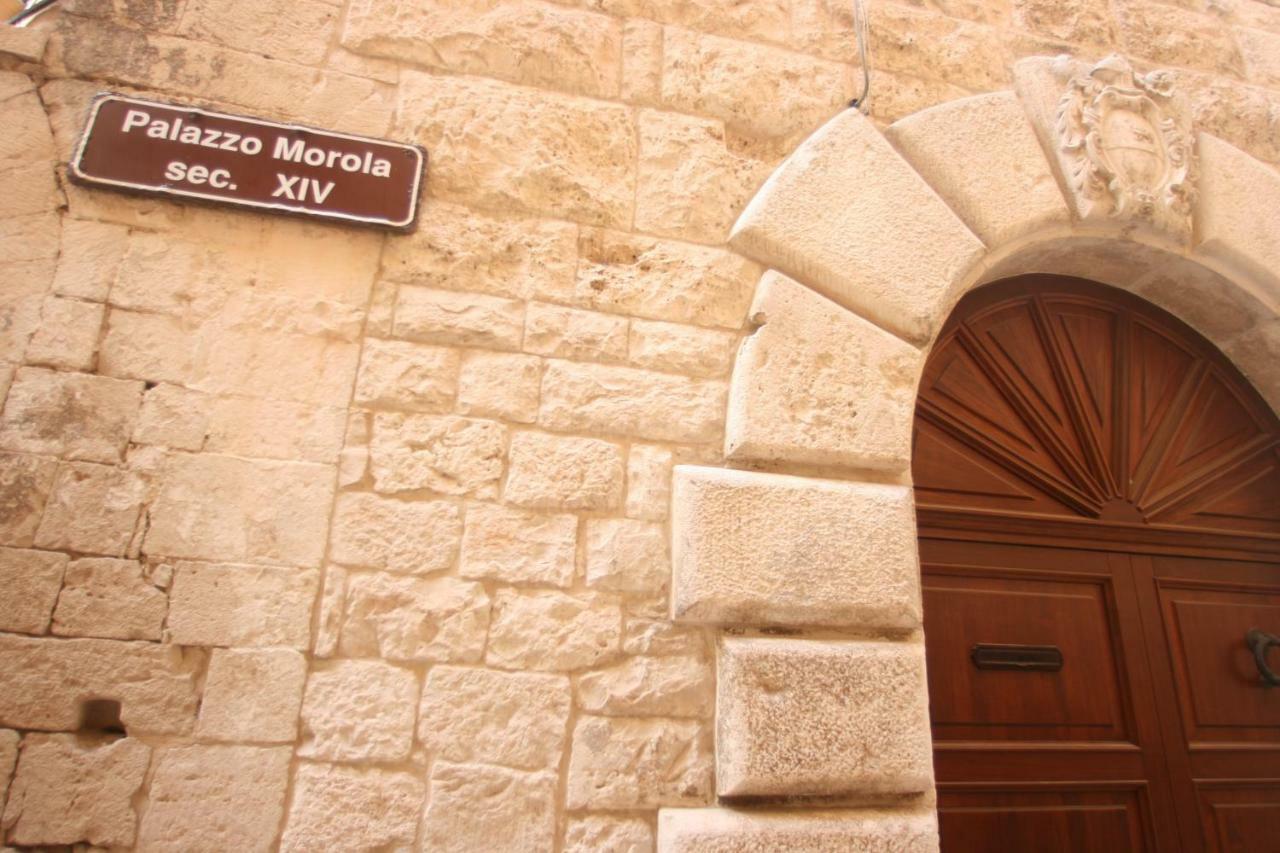 Palazzo Morola XIV Century Lejlighed Giovinazzo Eksteriør billede
