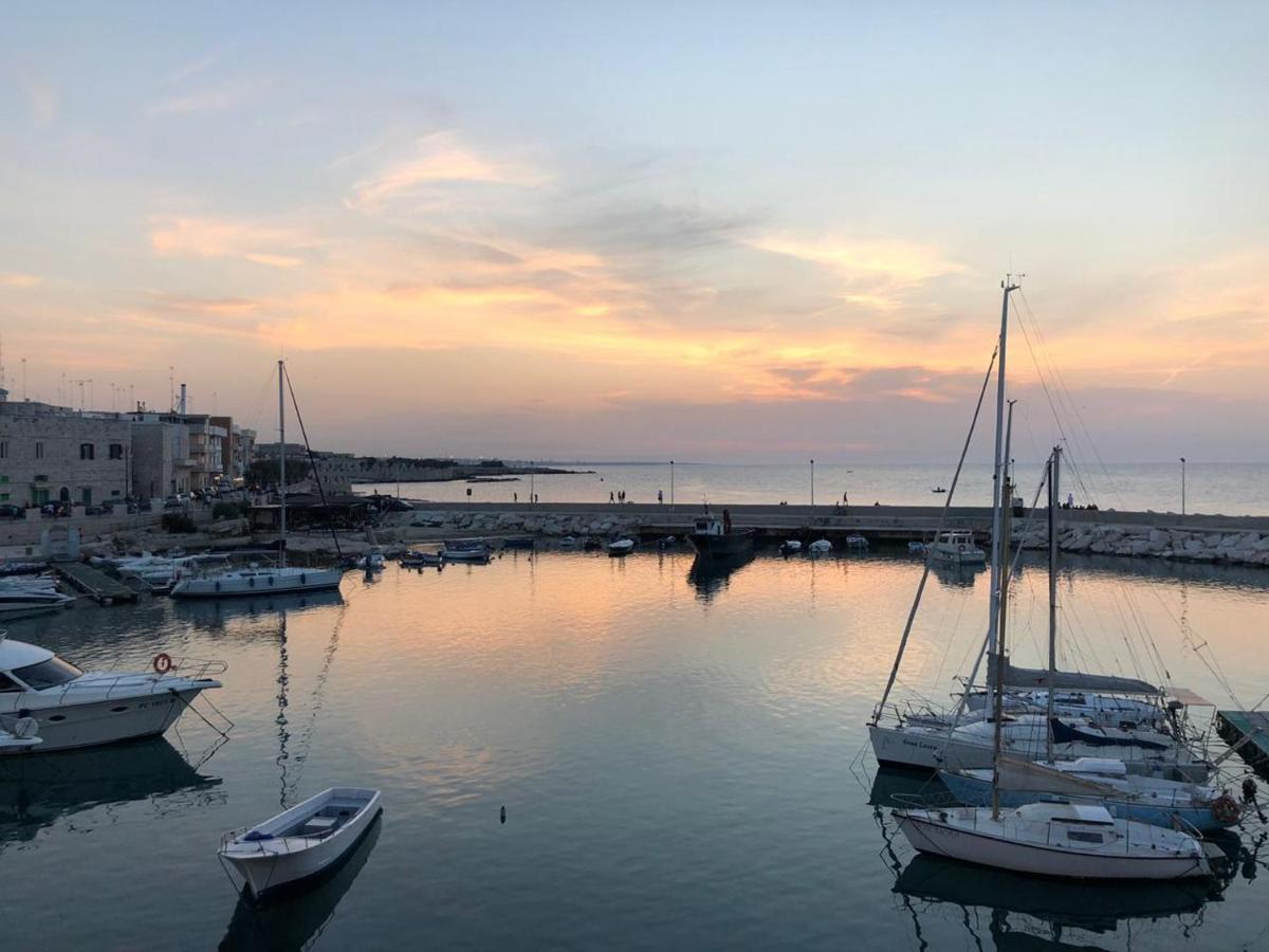 Palazzo Morola XIV Century Lejlighed Giovinazzo Eksteriør billede