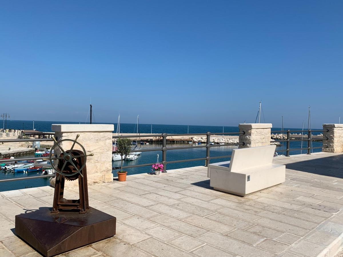 Palazzo Morola XIV Century Lejlighed Giovinazzo Eksteriør billede
