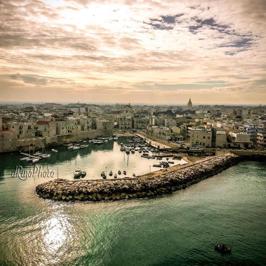 Palazzo Morola XIV Century Lejlighed Giovinazzo Eksteriør billede